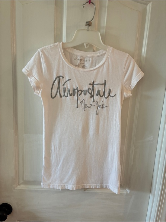 Aeropostale Tops - Aeropostale White T-shirt with Silver Script Logo
